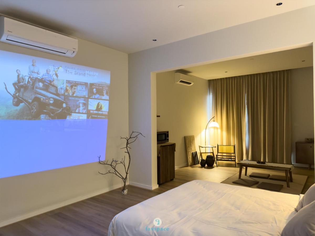 Japandi W Bathtub - Linked To Quill Mall Apartment *