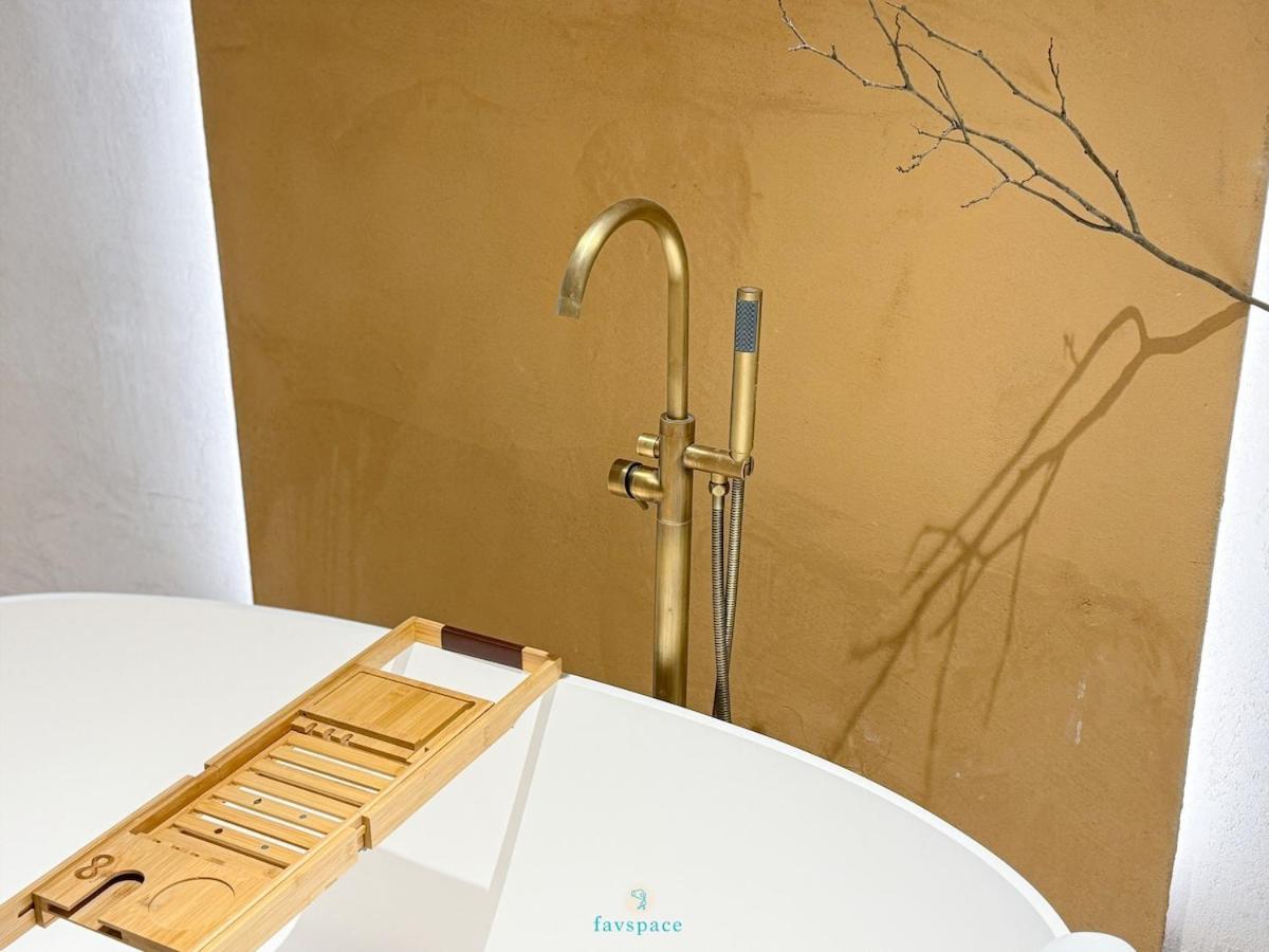 Japandi W Bathtub - Linked To Quill Mall Kuala Lumpur